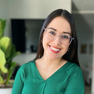 Alejandra Santiago